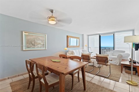 Condominio en venta en Miami Beach, Florida, 1 dormitorio, 79.99 m2 № 1707939 - foto 5