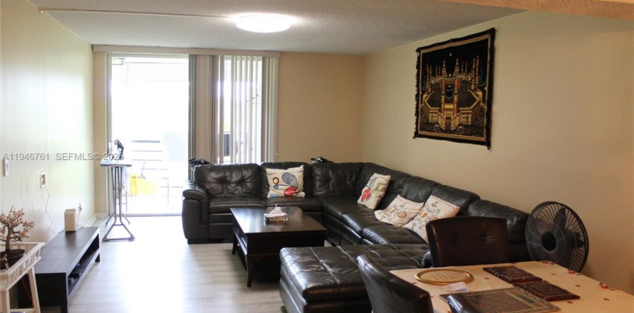 Condo in Boca Raton, Florida, 2 bedrooms  № 2003592