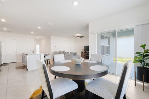 Villa ou maison à vendre à Zellwood, Floride: 3 chambres, 155.98 m2 № 2108854 - photo 12