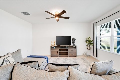 Villa ou maison à vendre à Zellwood, Floride: 3 chambres, 155.98 m2 № 2108854 - photo 11