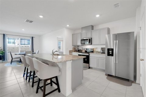 Villa ou maison à vendre à Zellwood, Floride: 3 chambres, 155.98 m2 № 2108854 - photo 2