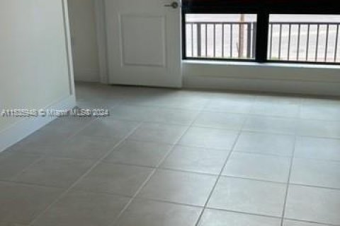 Condo in Doral, Florida, 1 bedroom in URBANA  № 1874497 - photo 4