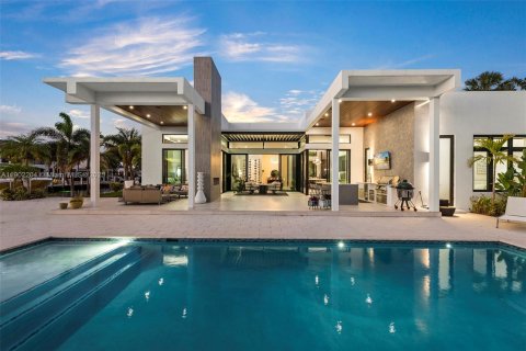 House in Lighthouse Point, Florida 3 bedrooms, 290.04 sq.m. № 2015238 - photo 6