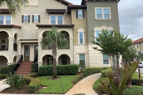 Adosado en alquiler en Lake Mary, Florida, 4 dormitorios, 187.11 m2 № 1908392 - foto 1