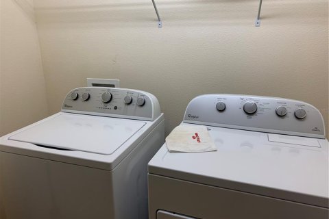 Adosado en alquiler en Lake Mary, Florida, 4 dormitorios, 187.11 m2 № 1908392 - foto 15