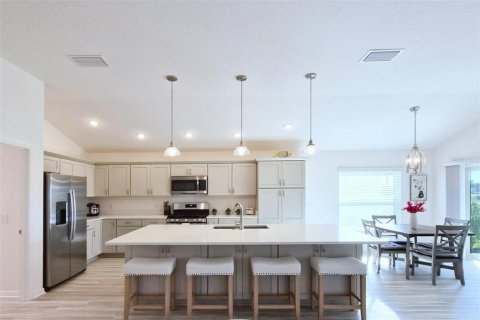 Casa en venta en The Villages, Florida, 3 dormitorios, 178.93 m2 № 2291043 - foto 14