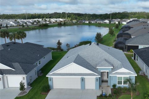 House in The Villages, Florida 3 bedrooms, 178.93 sq.m. № 2291043