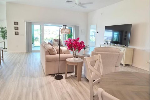Casa en venta en The Villages, Florida, 3 dormitorios, 178.93 m2 № 2291043 - foto 13