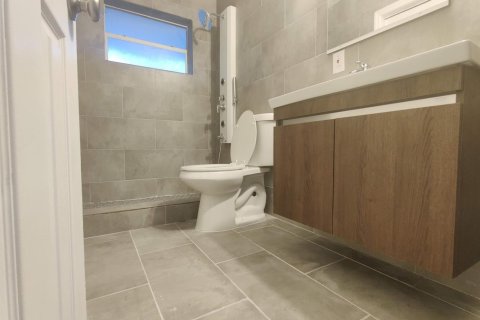 Apartamento en alquiler en West Palm Beach, Florida, 2 dormitorios, 78.97 m2 № 2146680 - foto 4