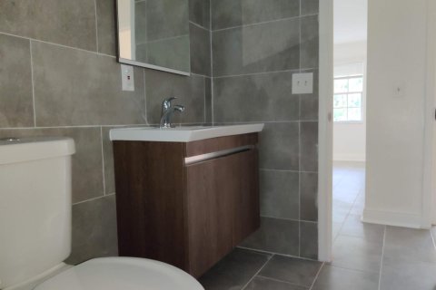 Apartamento en alquiler en West Palm Beach, Florida, 2 dormitorios, 78.97 m2 № 2146680 - foto 3