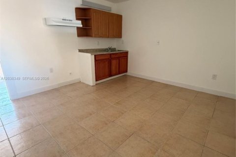 Villa ou maison à Miami, Floride 1 chambre, 55.74 m2 № 2086582