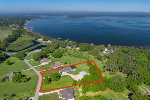 Villa ou maison à vendre à Weirsdale, Floride: 3 chambres, 236.99 m2 № 2225882 - photo 8