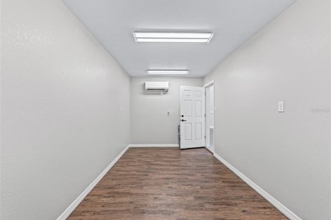 Villa ou maison à vendre à Weirsdale, Floride: 3 chambres, 236.99 m2 № 2225882 - photo 26
