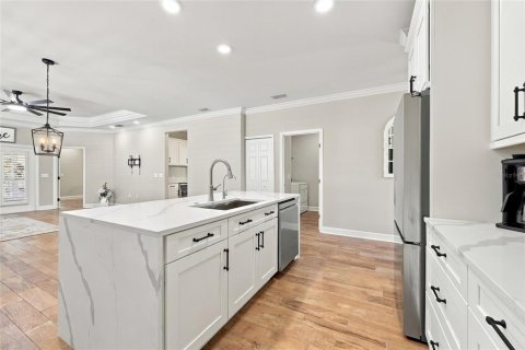 House in Gainesville, Florida 3 bedrooms, 161.09 sq.m. № 2425859 - photo 14