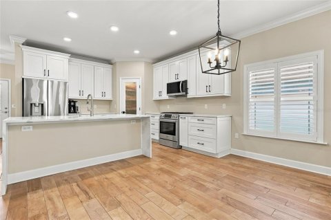 House in Gainesville, Florida 3 bedrooms, 161.09 sq.m. № 2425859 - photo 17