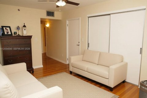 Condo à Key Biscayne, Floride, 2 chambres  № 2084790