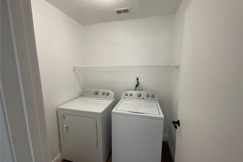 Casa en alquiler en Davenport, Florida, 4 dormitorios, 210.8 m2 № 1834826 - foto 15