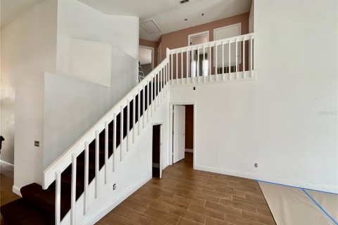 Casa en alquiler en Davenport, Florida, 4 dormitorios, 210.8 m2 № 1834826 - foto 4