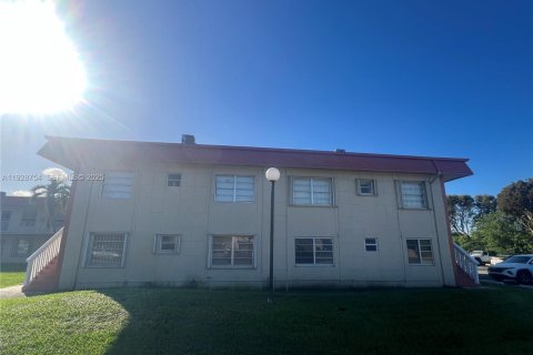 Condominio en venta en Miami, Florida, 3 dormitorios, 88.44 m2 № 1989928 - foto 4