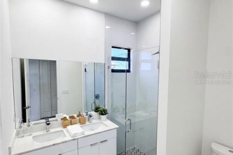 Villa ou maison à vendre à Cape Coral, Floride: 4 chambres, 176.89 m2 № 2391078 - photo 15