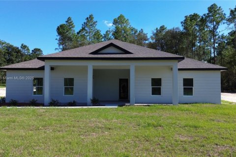 House in Ocala, Florida 4 bedrooms, 169.36 sq.m. № 1488043 - photo 1