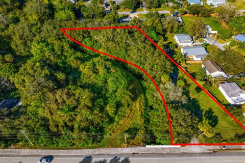 House in St. Lucie, Florida 2 bedrooms, 104.05 sq.m. № 2146078 - photo 2