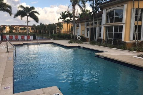 Condominio en alquiler en Pembroke Pines, Florida, 3 dormitorios, 115.85 m2 № 2032122 - foto 20