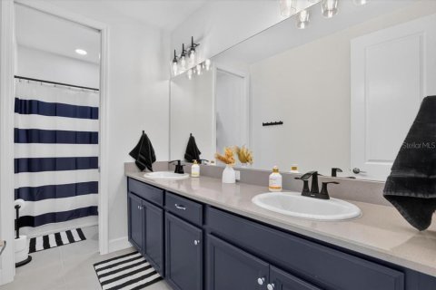 Casa en venta en Sarasota, Florida, 5 dormitorios, 326.92 m2 № 2381253 - foto 28