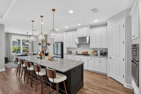 Casa en venta en Sarasota, Florida, 5 dormitorios, 326.92 m2 № 2381253 - foto 16