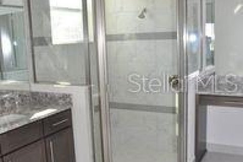 Casa en venta en Wesley Chapel, Florida, 3 dormitorios, 341.23 m2 № 1901574 - foto 28