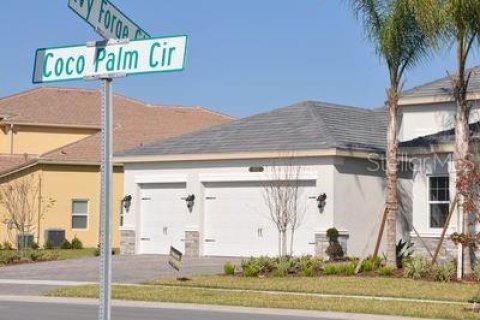 Casa en venta en Wesley Chapel, Florida, 3 dormitorios, 341.23 m2 № 1901574 - foto 1