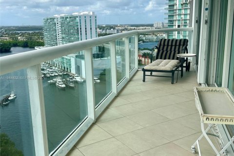 Снять в аренду кондоминиум в Санни-Айлс-Бич, Флорида 2 спальни, 165.92м2, № 2002396 - фото 22