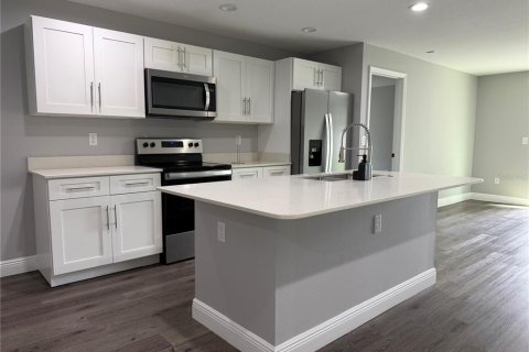 Villa ou maison à louer à Ocala, Floride: 3 chambres, 119.57 m2 № 2434482 - photo 3