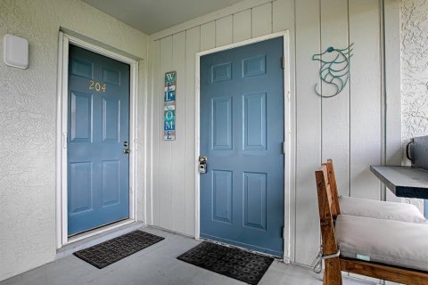 Condo in New Smyrna Beach, Florida, 2 bedrooms  № 1540325 - photo 4