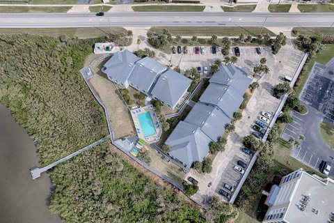 Condo in New Smyrna Beach, Florida, 2 bedrooms  № 1540325 - photo 29