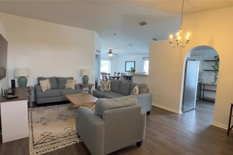 House in Kissimmee, Florida 3 bedrooms, 140.47 sq.m. № 1914033 - photo 10