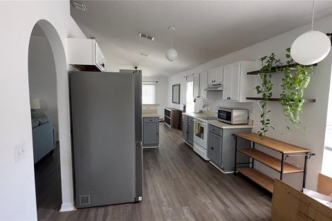 House in Kissimmee, Florida 3 bedrooms, 140.47 sq.m. № 1914033 - photo 3