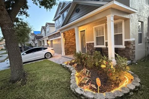 Villa ou maison à louer à Orlando, Floride: 5 chambres, 315.12 m2 № 2305210 - photo 2
