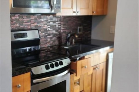Apartamento en alquiler en Fort Lauderdale, Florida, 1 dormitorio, 74.32 m2 № 2389634 - foto 4