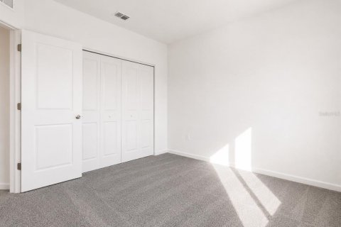 Touwnhouse à vendre à Davenport, Floride: 3 chambres, 173.17 m2 № 2412722 - photo 14