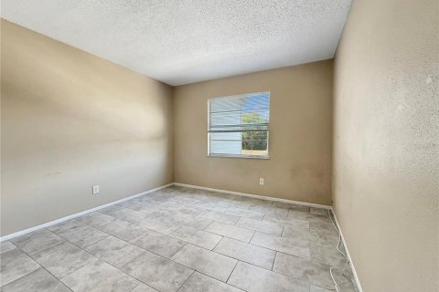 Condo in Tampa, Florida, 4 bedrooms  № 2141872 - photo 14