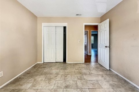 Condo in Tampa, Florida, 4 bedrooms  № 2141872 - photo 24