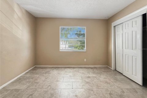 Condo in Tampa, Florida, 4 bedrooms  № 2141872 - photo 23