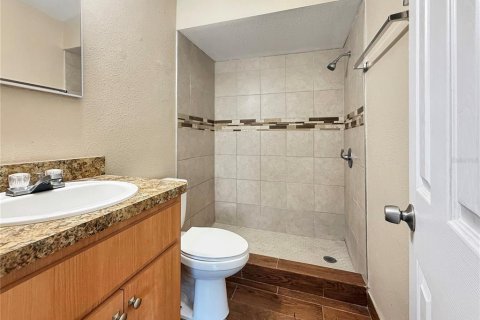 Condo in Tampa, Florida, 4 bedrooms  № 2141872 - photo 29