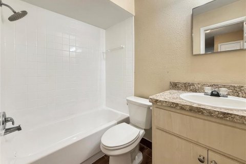 Condo in Tampa, Florida, 4 bedrooms  № 2141872 - photo 20