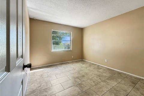 Condo in Tampa, Florida, 4 bedrooms  № 2141872 - photo 13