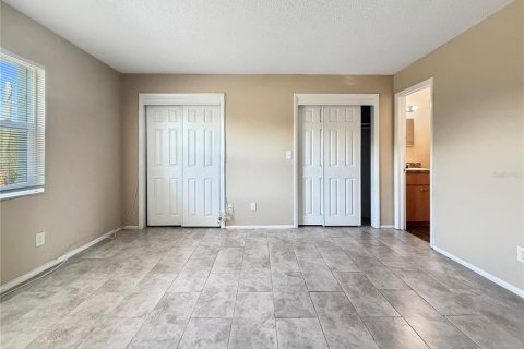 Condo in Tampa, Florida, 4 bedrooms  № 2141872 - photo 26