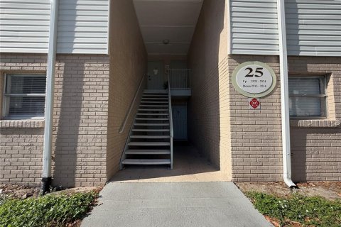 Condo in Tampa, Florida, 4 bedrooms  № 2141872 - photo 2