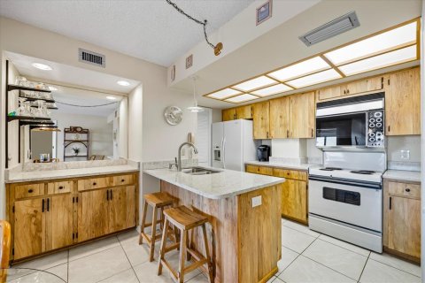 Condo in Clearwater, Florida, 2 bedrooms  № 1566559 - photo 18