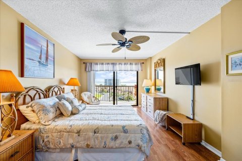 Condo in Clearwater, Florida, 2 bedrooms  № 1566559 - photo 3
